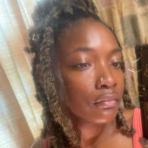 Meet your Posher, Tyleisa